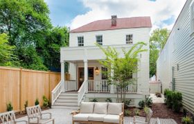 Rocking Chair Residence