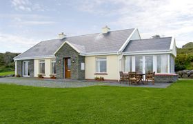 Lough Currane Cottage reviews