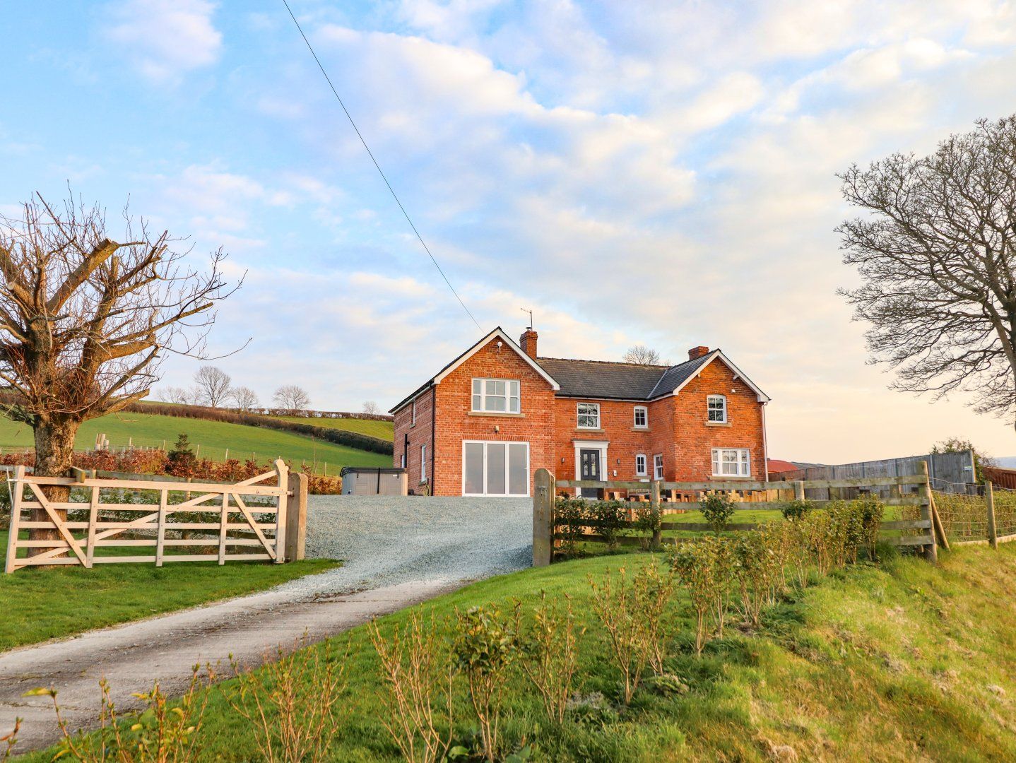Red House Farm photo 1