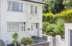 The Art Deco House reviews