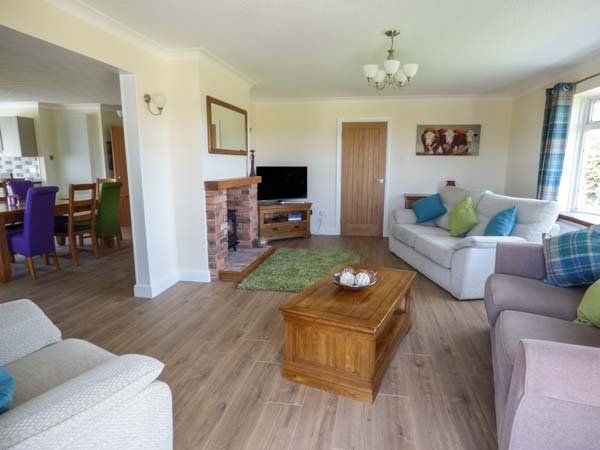 Bryn Tirion photo 4
