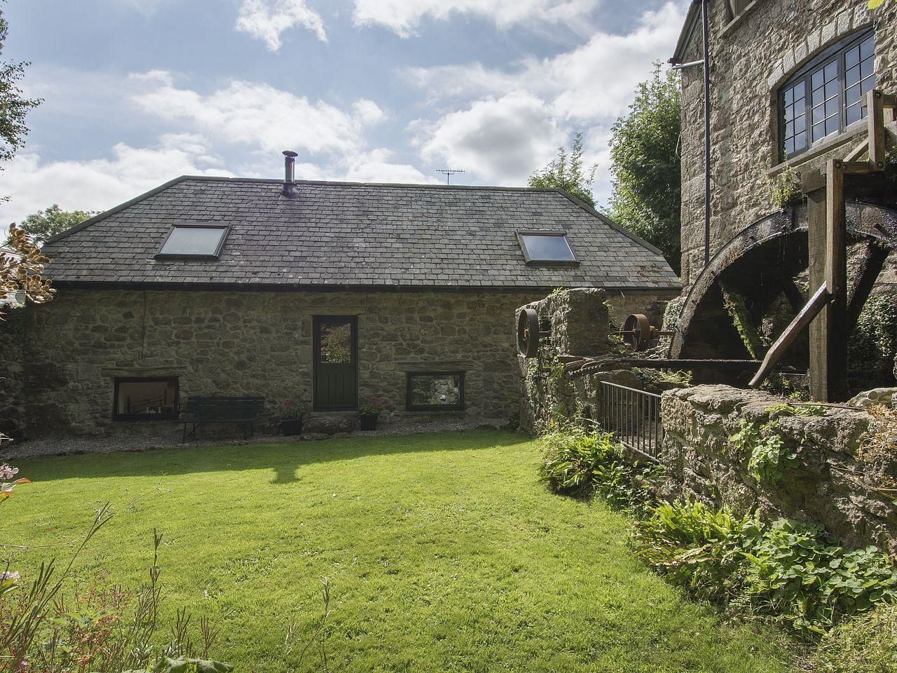 Water Barn photo 7