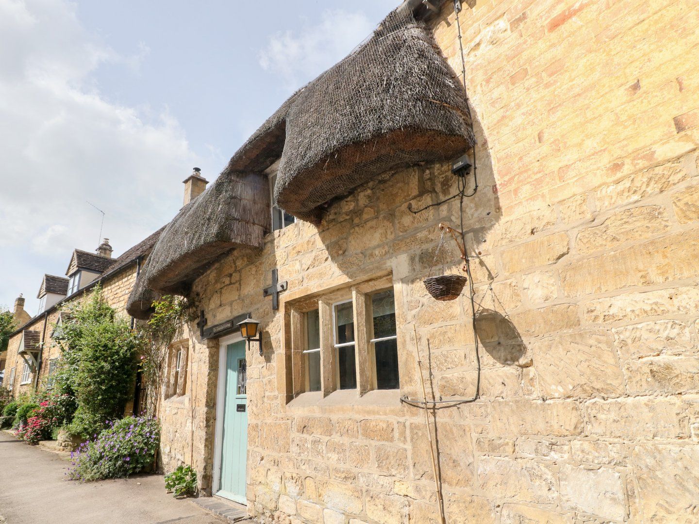 Thatched Cottage photo 1