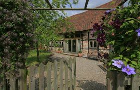 Whites Farm Barn