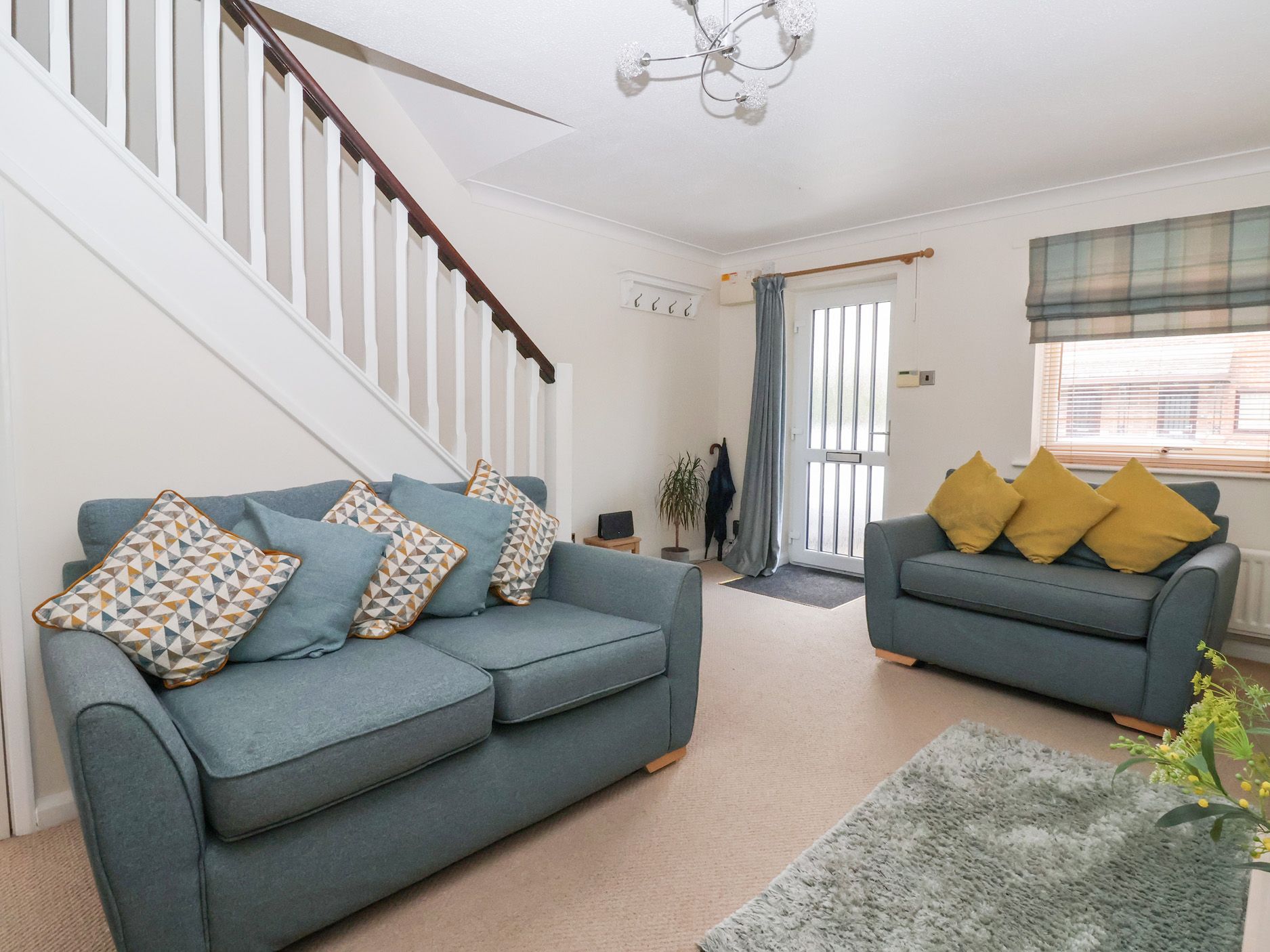 17 Fewster Way photo 5