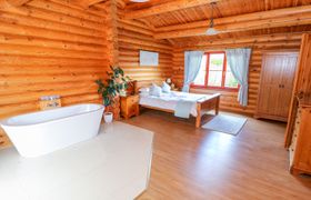 Cedar Lodge reviews