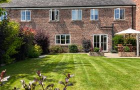 Oulton Barn House