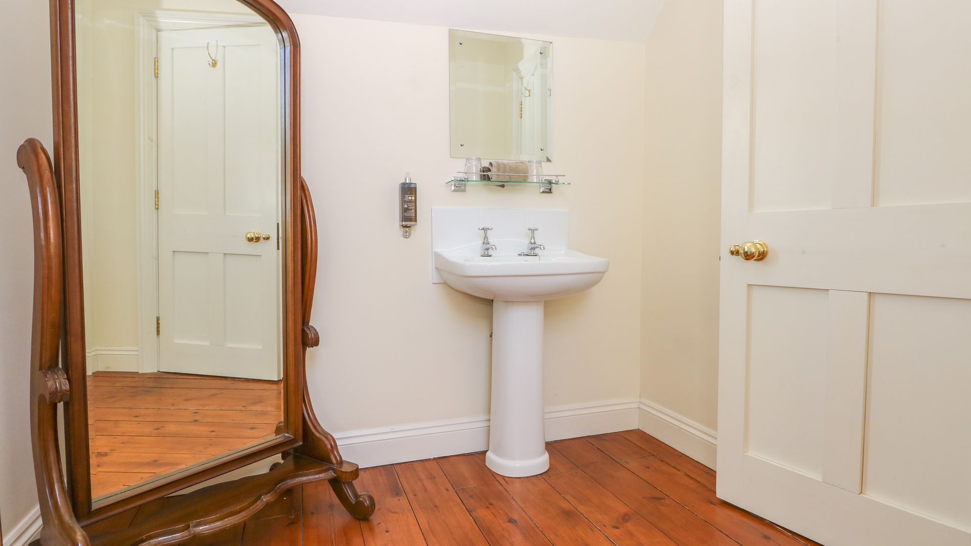 Groomes Country House photo 4