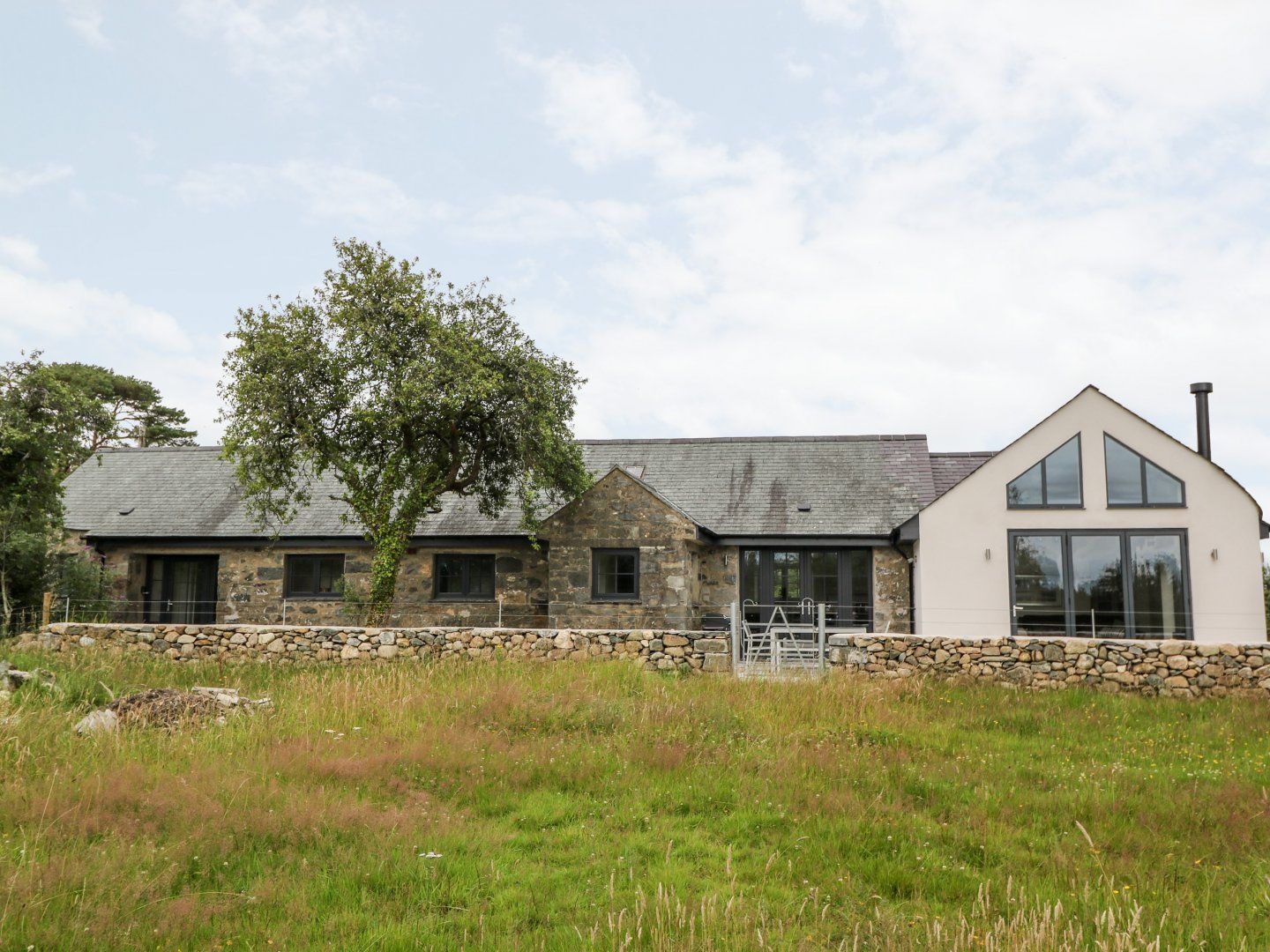 Pen Y Cefn photo 2