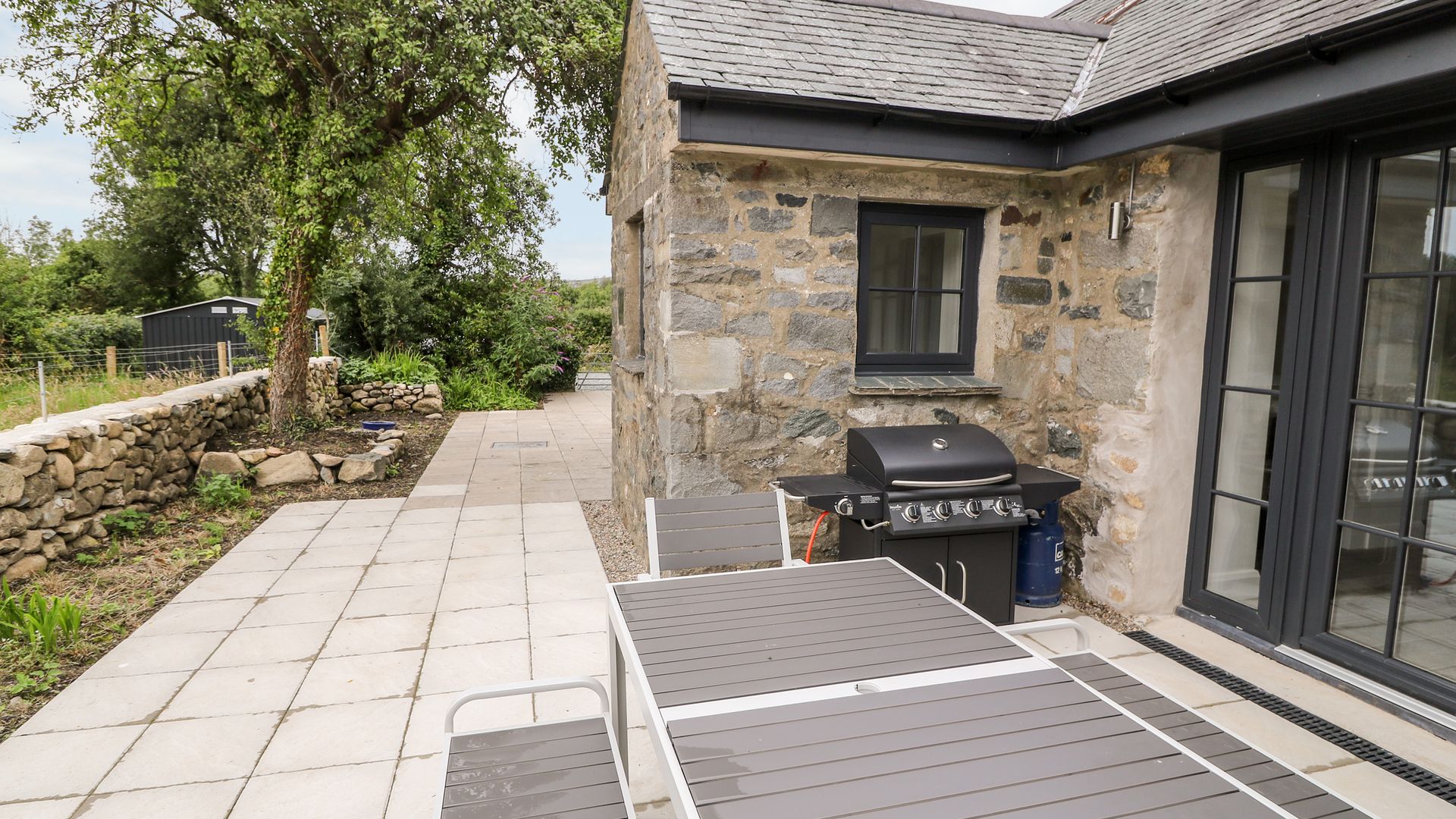 Pen Y Cefn photo 8