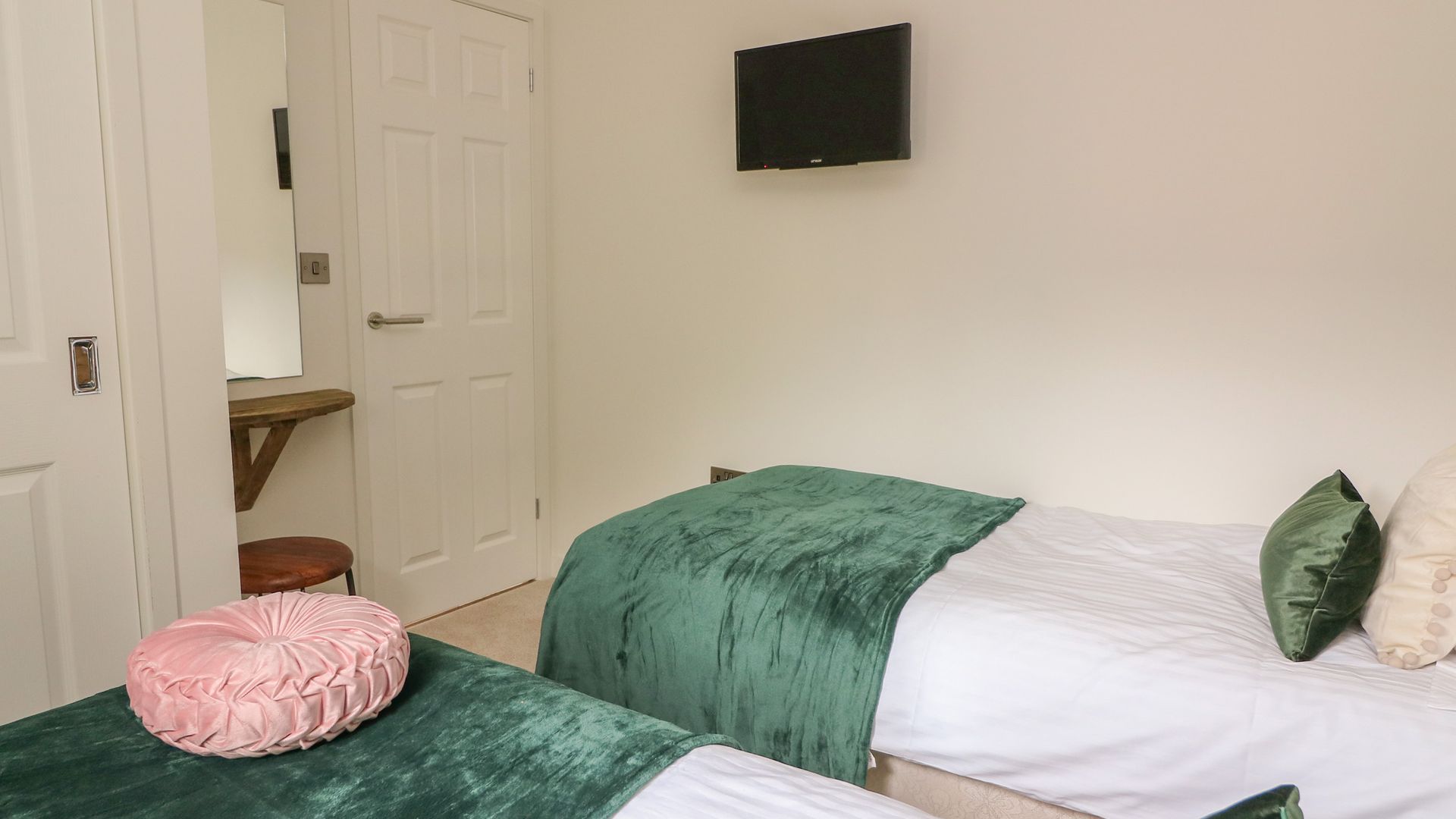 Ash Lodge photo 6