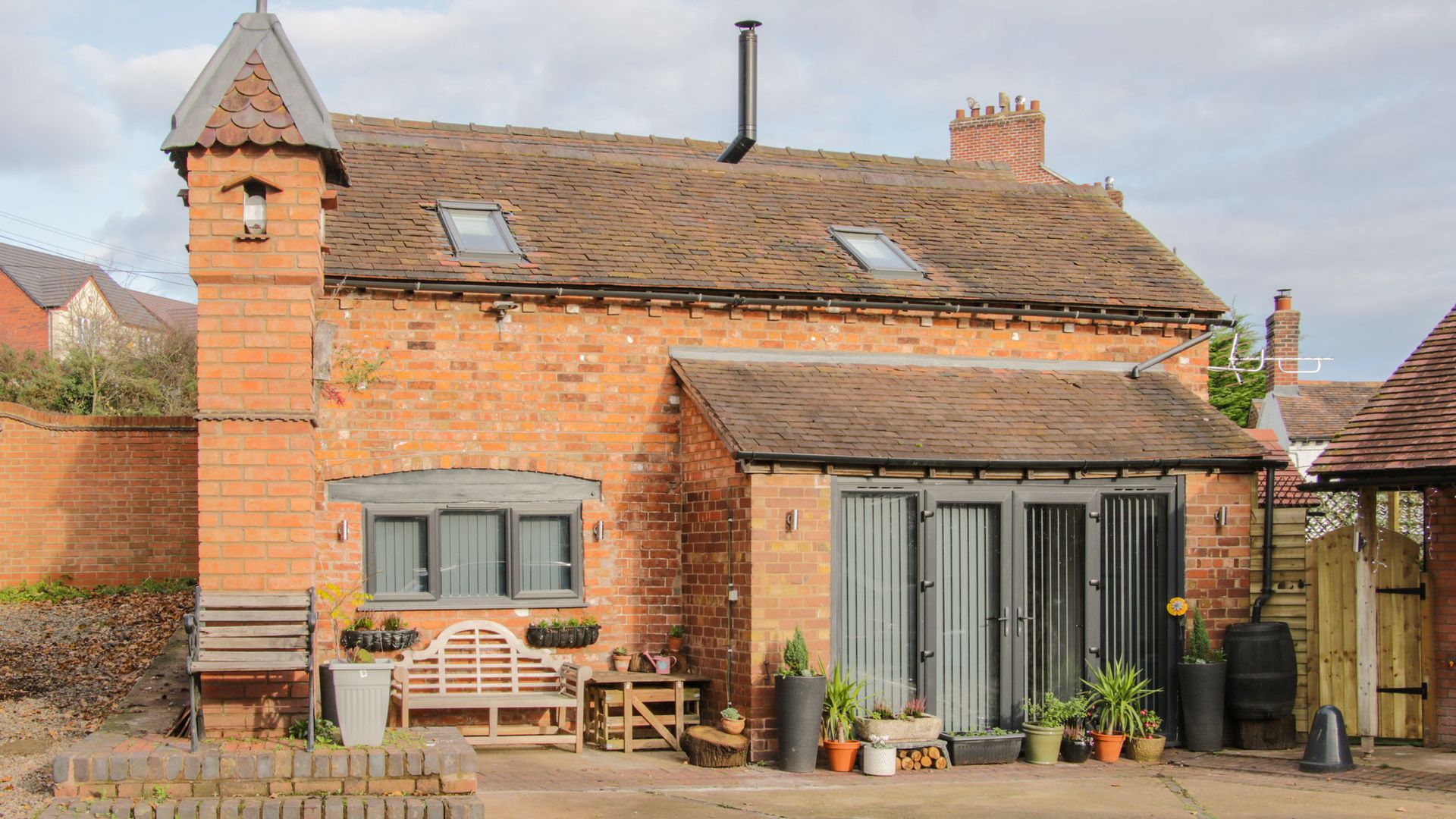 Bank House Barn photo 1