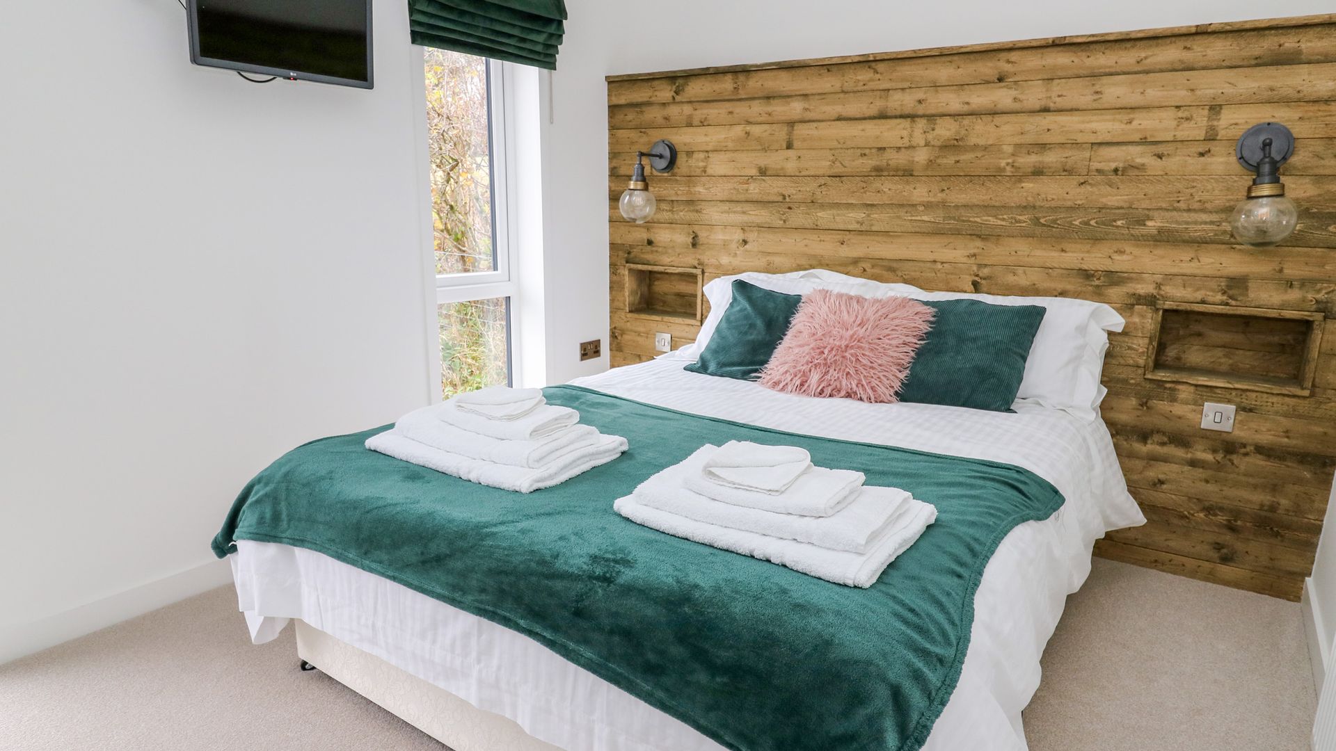 Sycamore Lodge photo 3