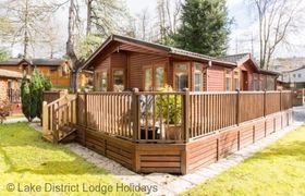 Broad Larch Lodge