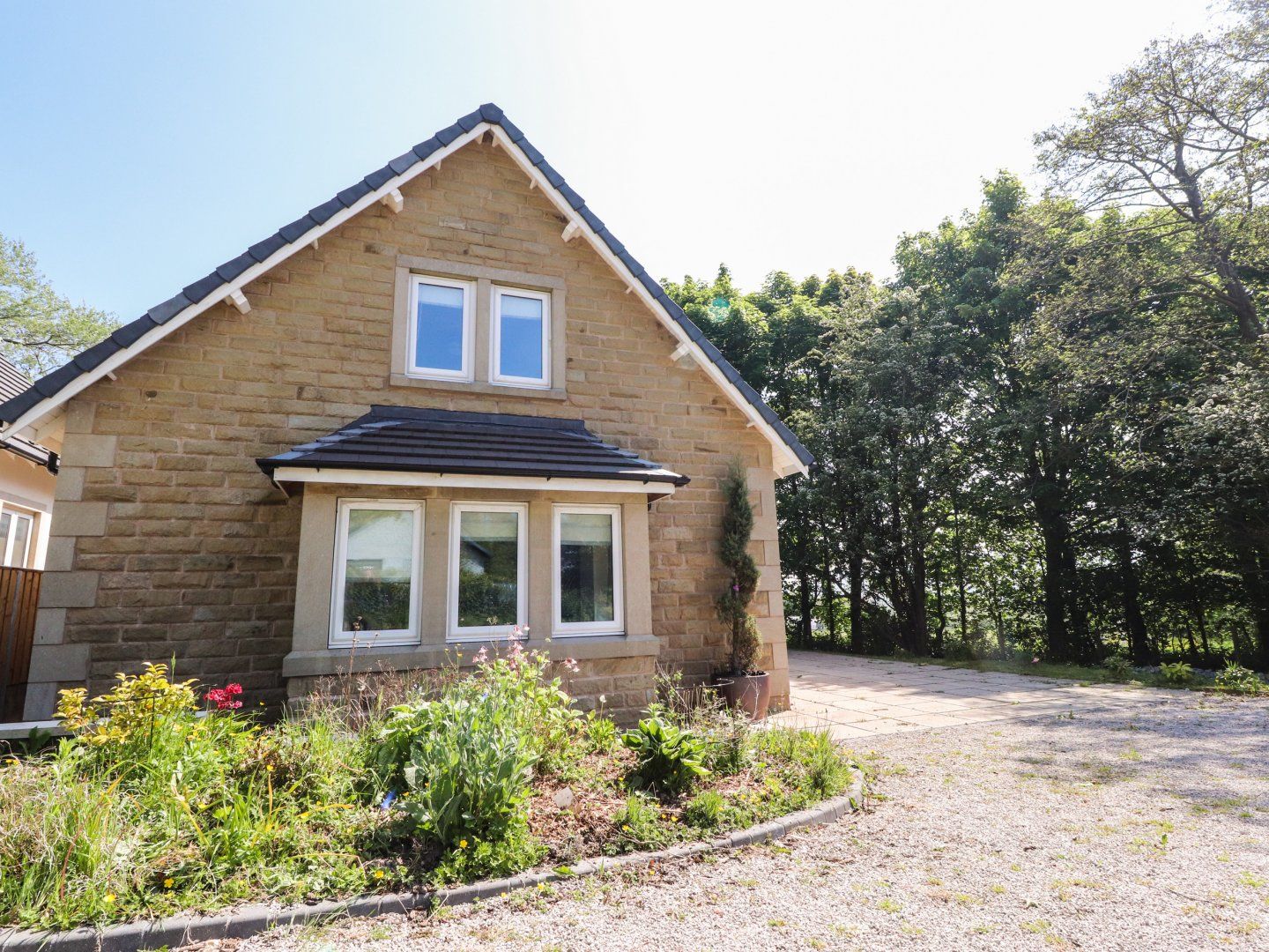 Low Orchard House photo 2