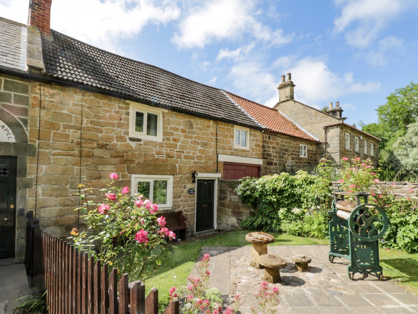 Chapel Cottage photo 1
