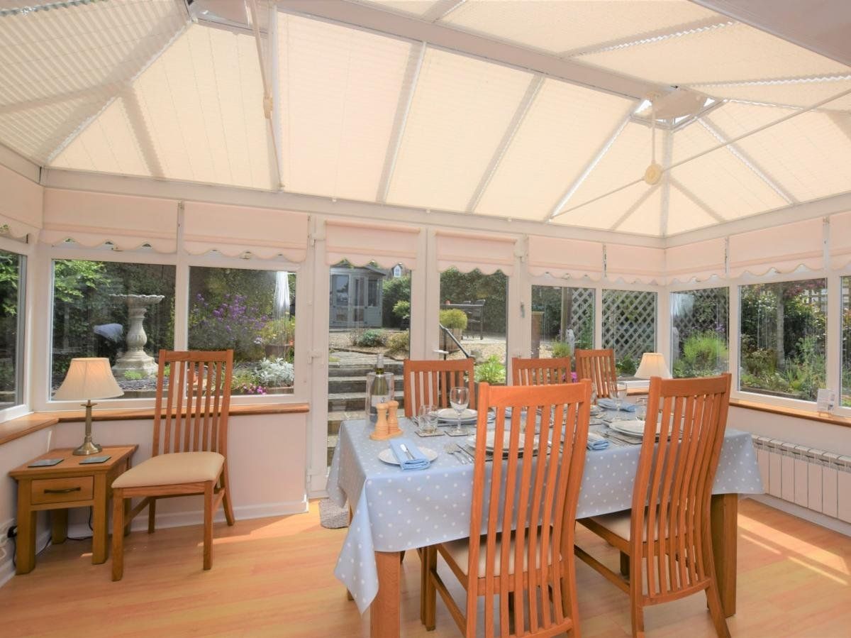 Bungalow in Isle of Wight photo 5