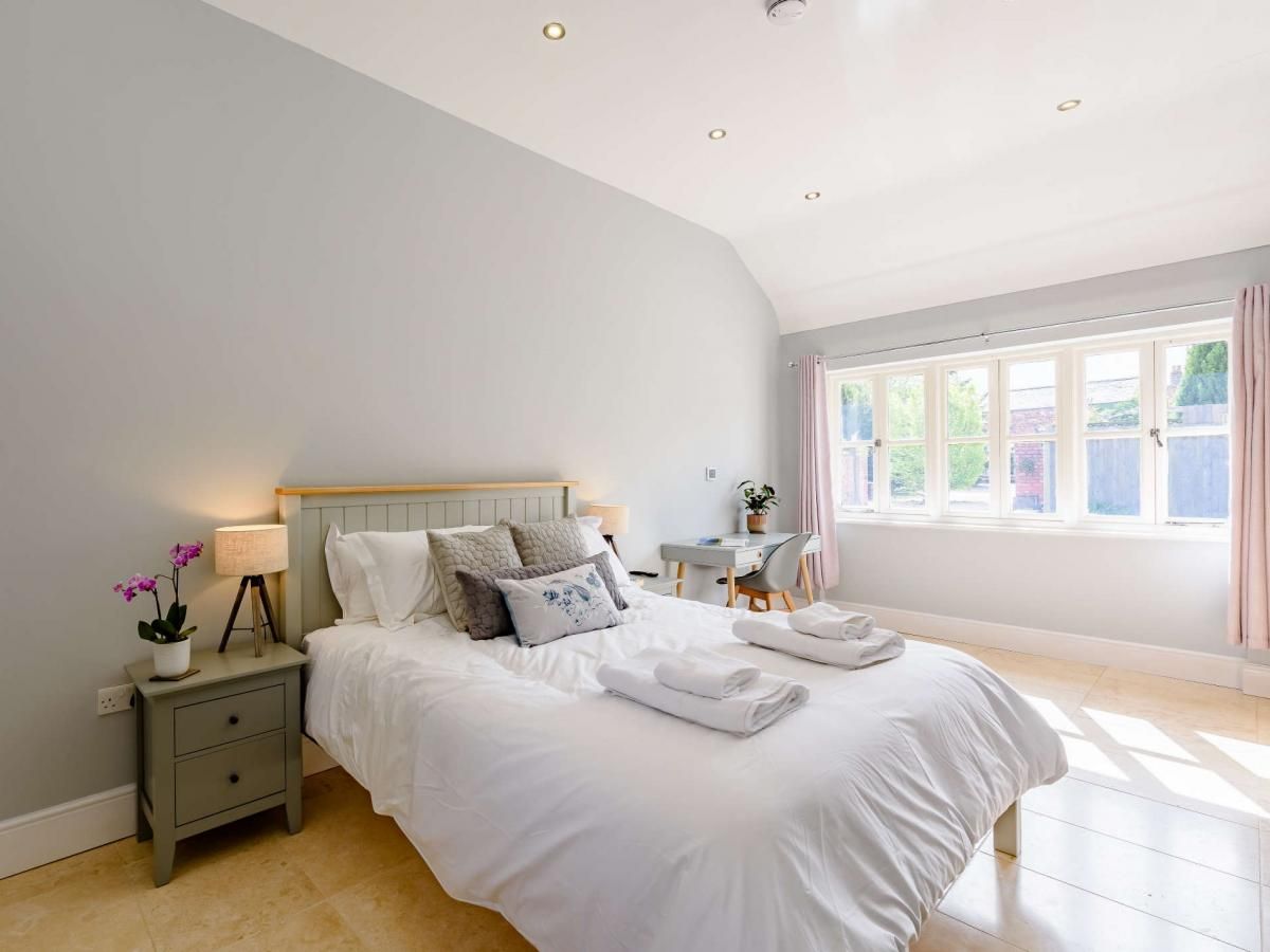 Bungalow in Cheshire photo 5