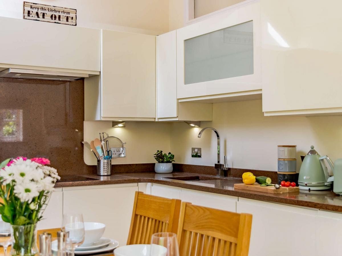 Bungalow in Cheshire photo 10