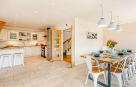 House in Dorset reviews