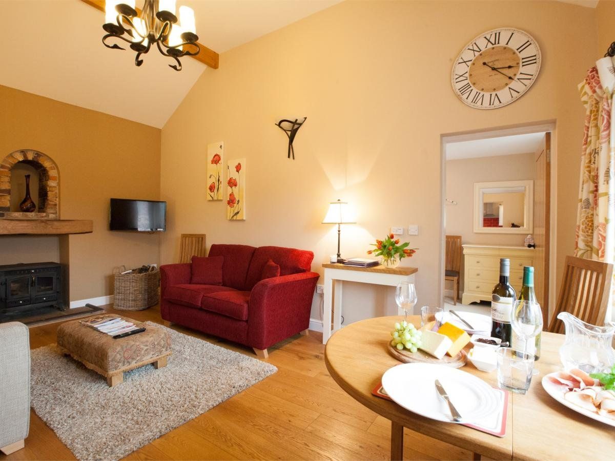 Cottage in East Riding photo 3