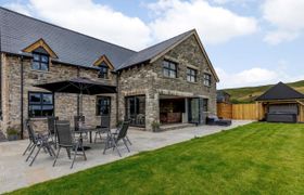 House in Mid Wales reviews