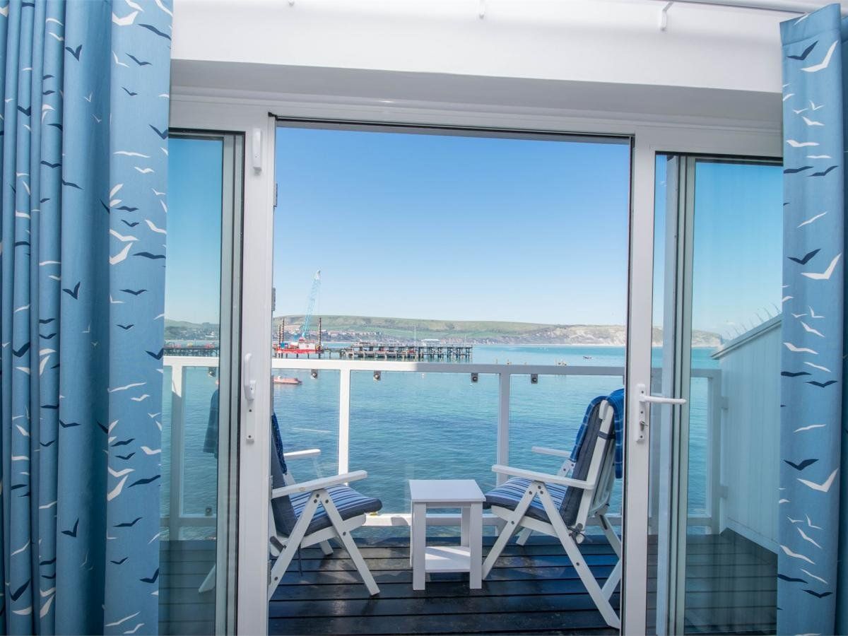 Apartment in Dorset photo 10