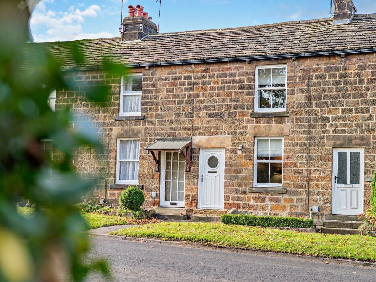 Cottage in North Yorkshire photo 1