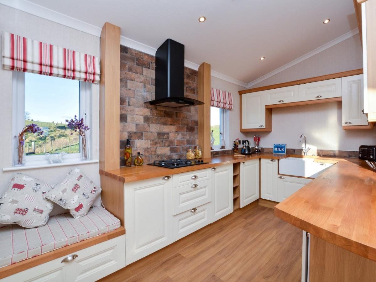 Log Cabin in Glasgow and Clyde Valley photo 5