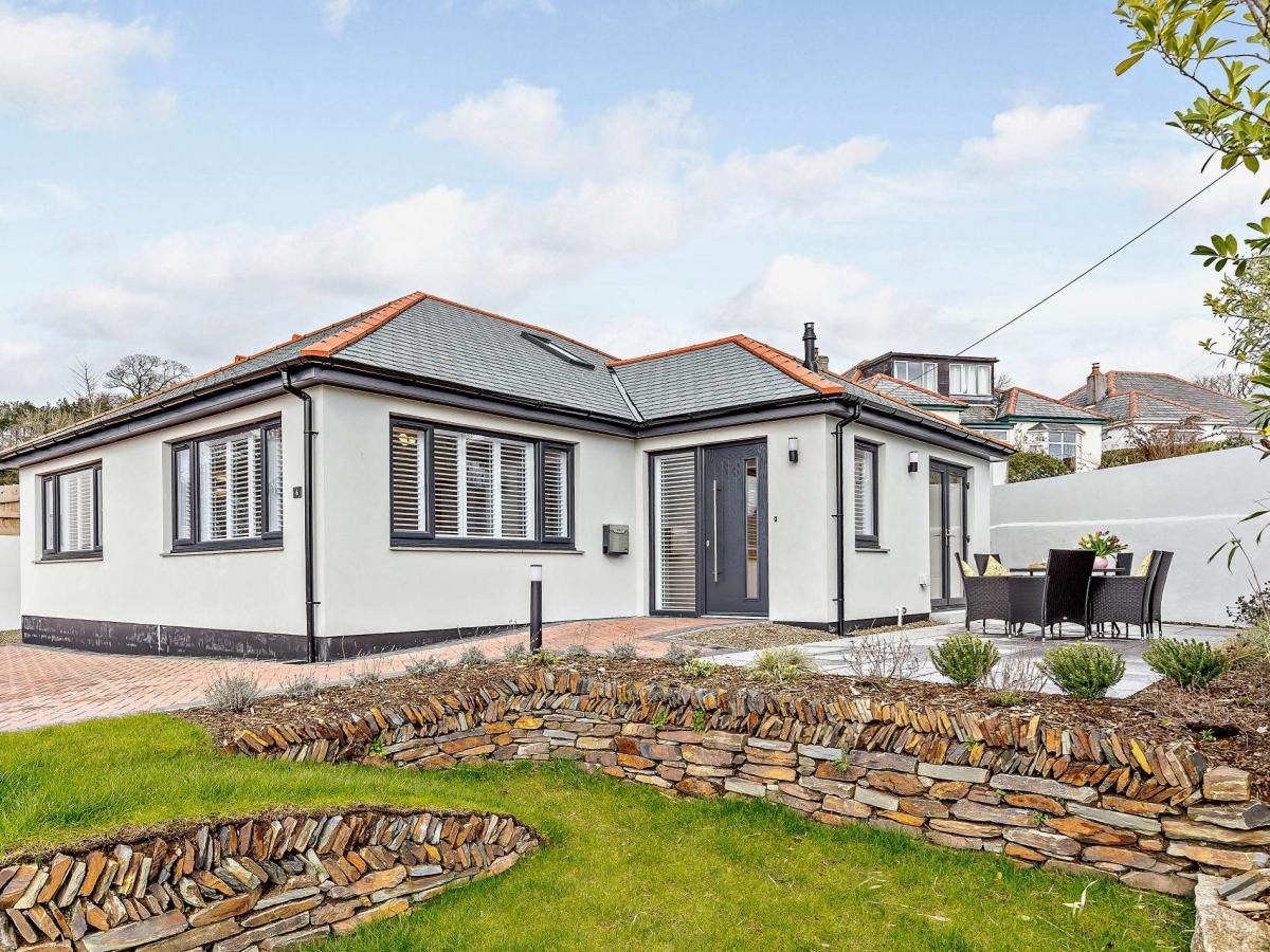 Bungalow in South Cornwall photo 2