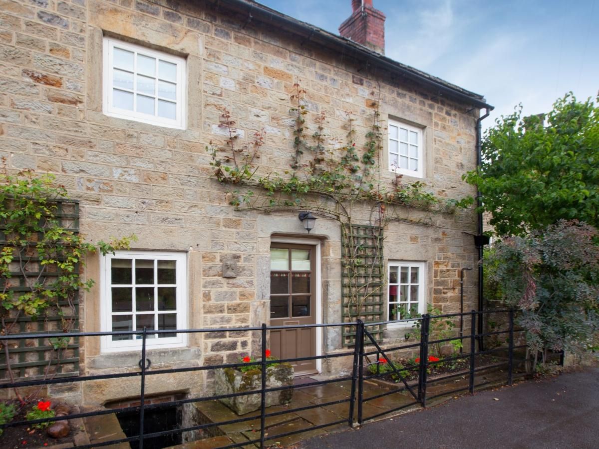 Cottage in North Yorkshire photo 1