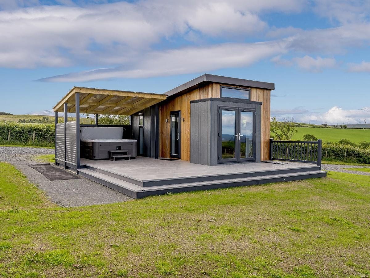 Log Cabin in Ayrshire photo 2