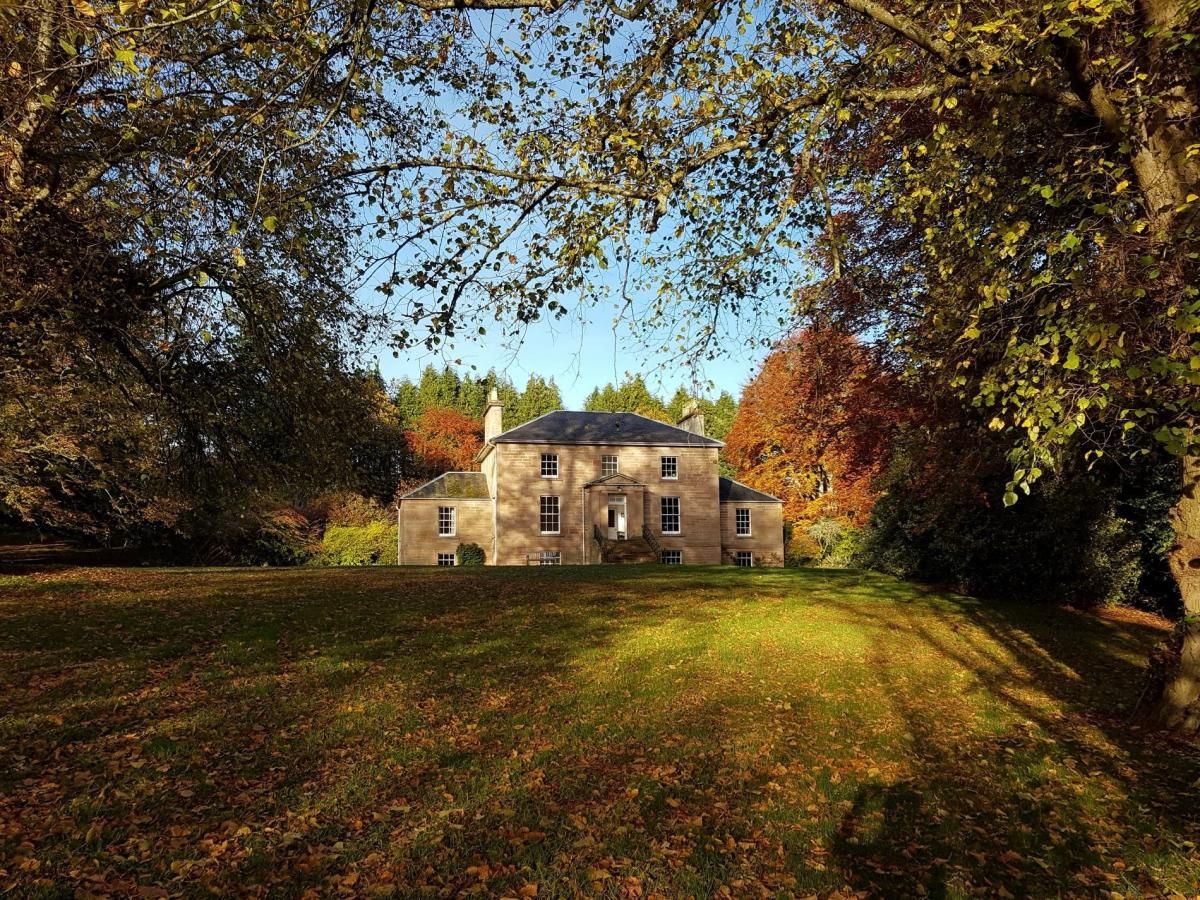 Cottage in The Highlands photo 1