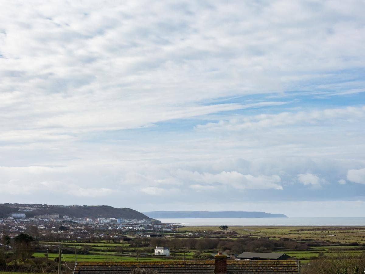 Bungalow in North Devon photo 10