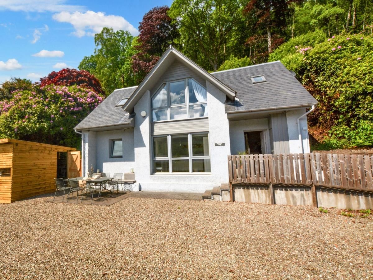 Cottage in Perth and Kinross photo 1