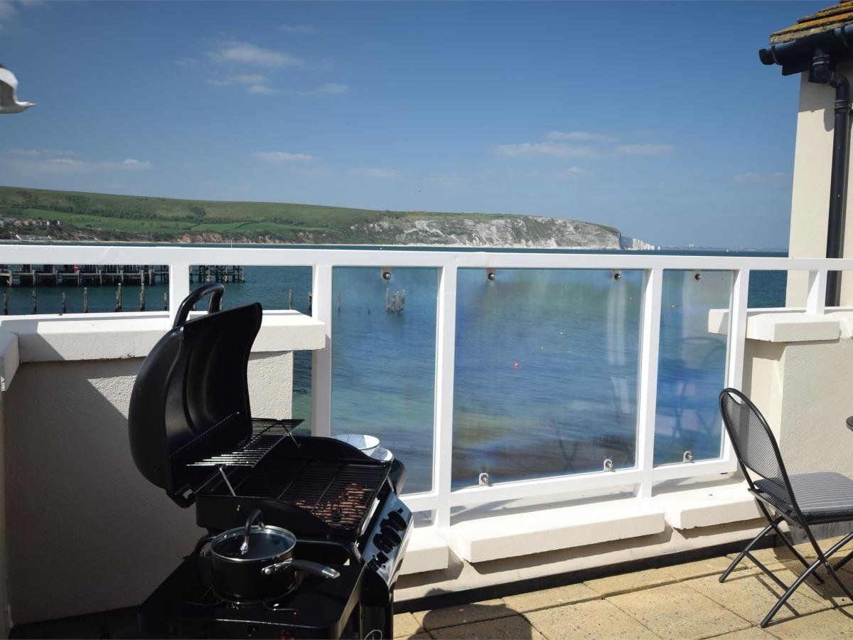 Apartment in Dorset photo 10