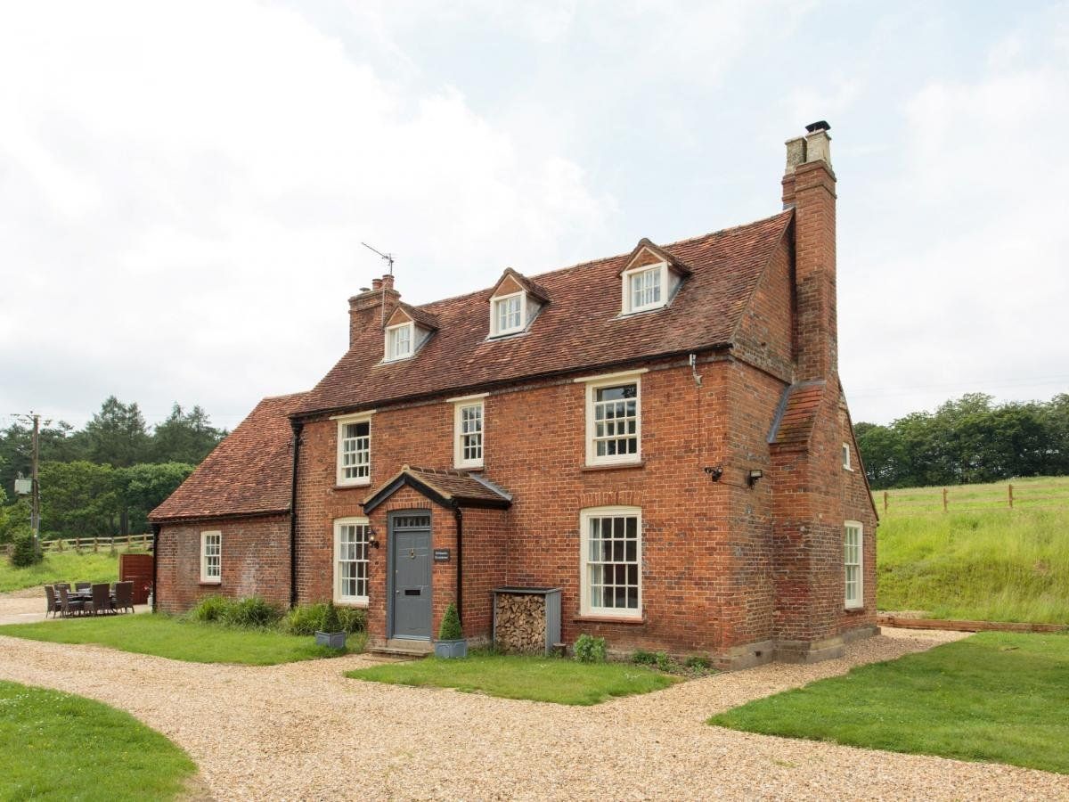 House in Buckinghamshire photo 4