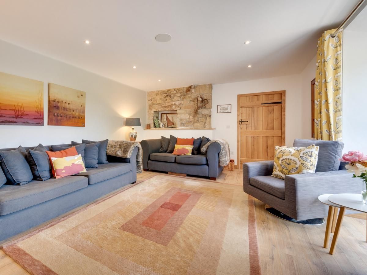 Cottage in Derbyshire photo 9