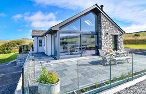 Geufron House