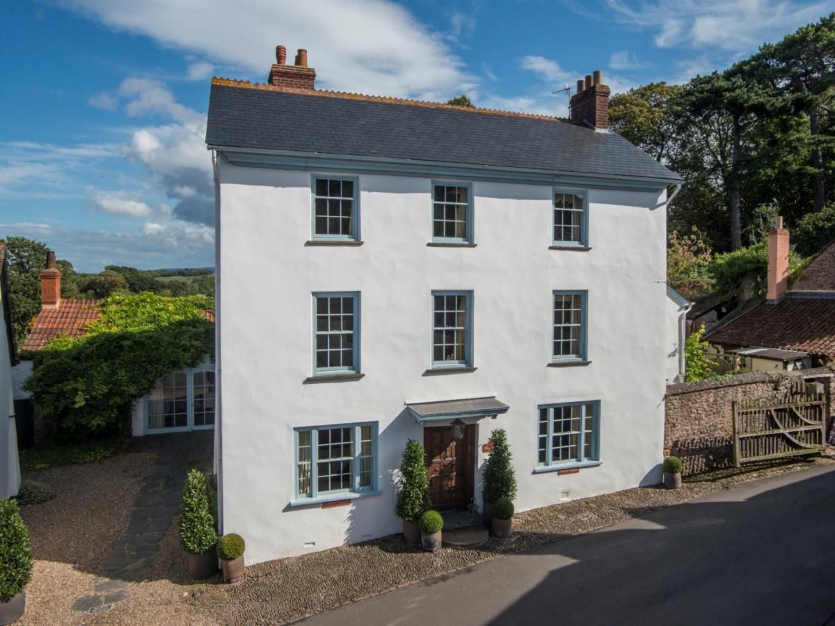 House in Somerset photo 2