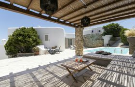 Villa Zenas reviews