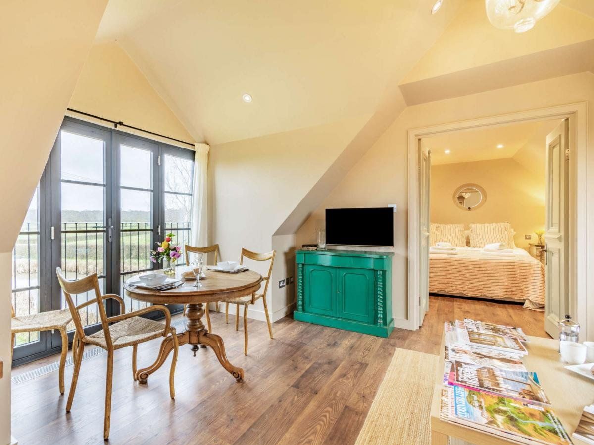 Apartment in Sussex photo 2