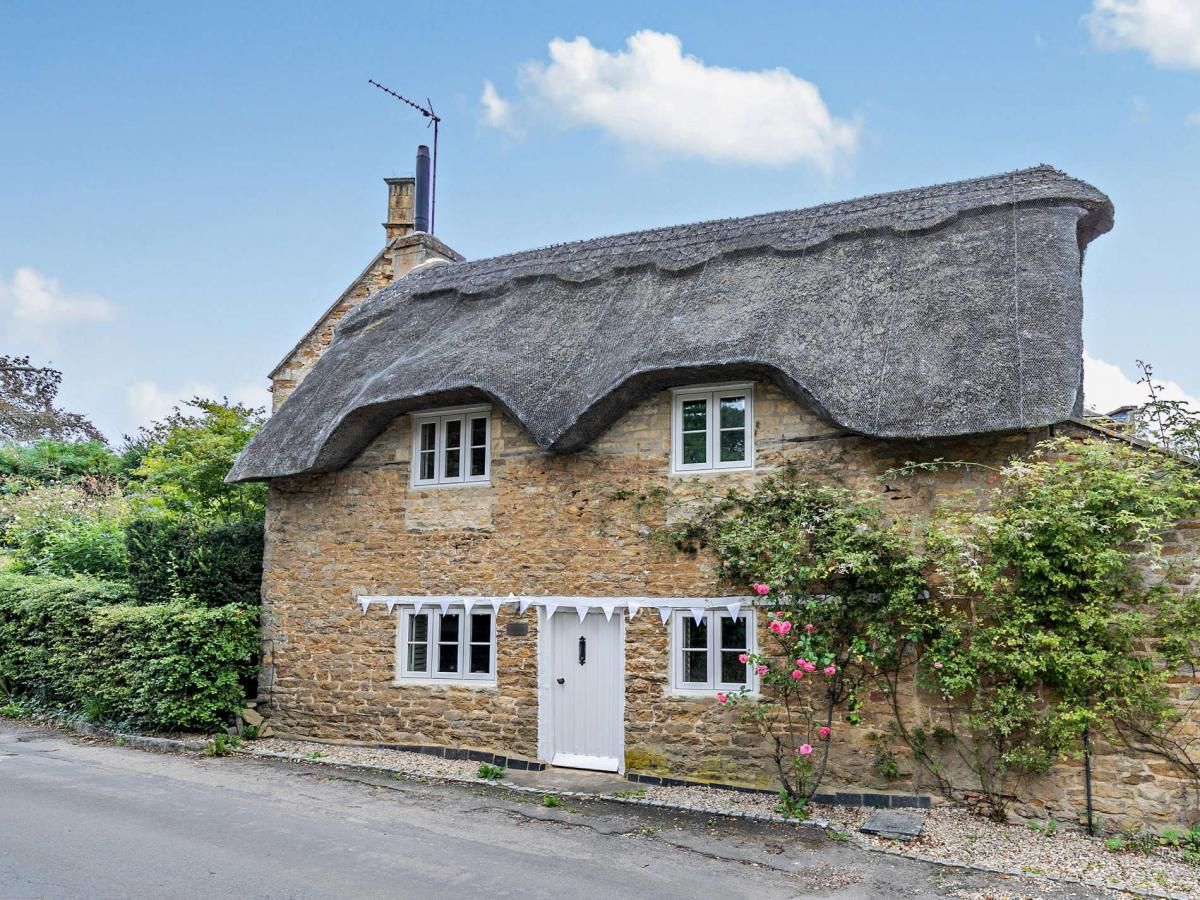 Cottage in Warwickshire photo 1