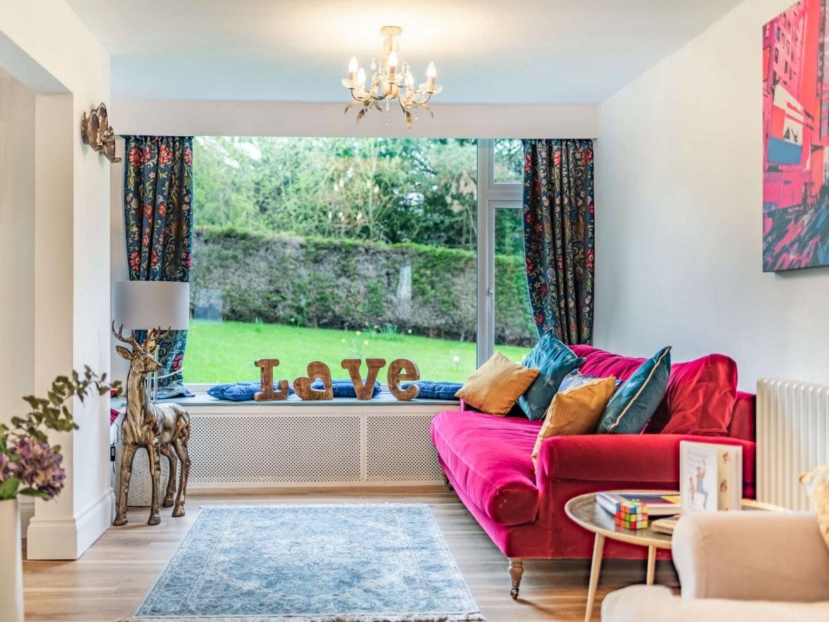 House in Derbyshire photo 6