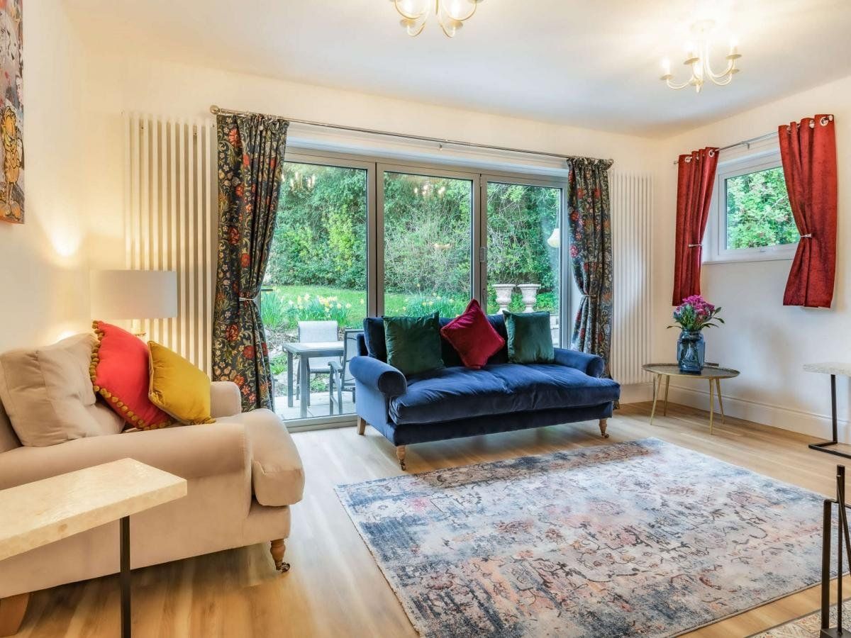 House in Derbyshire photo 10