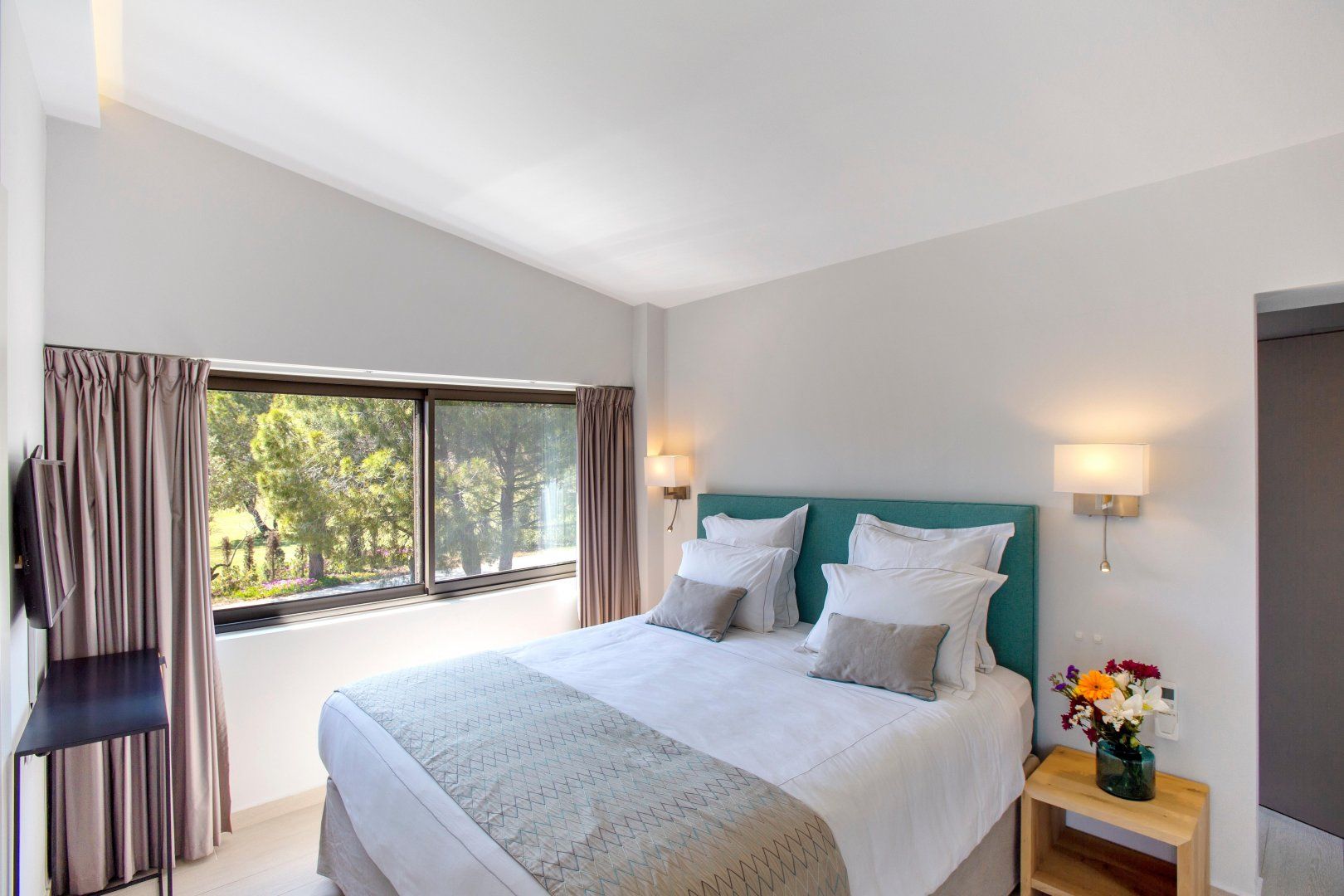 Pine Tree Cove photo 8