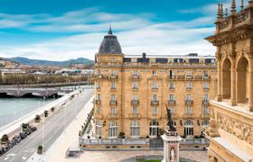 Hotel Maria Cristina, a Luxury Collection Hotel reviews