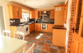 4 Killimer Road