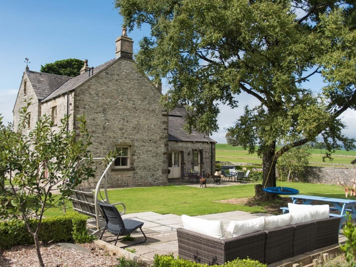 House in Derbyshire photo 4