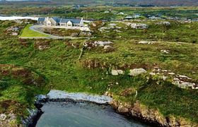 Seabrook Lodge, Clifden -  Luxury Ocean Front Property